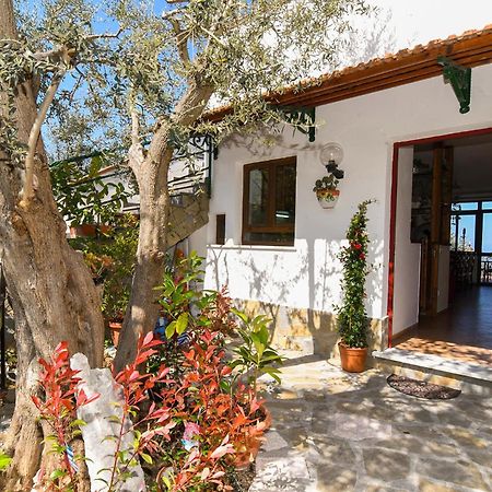 Villa Del Mare Termini Exterior foto