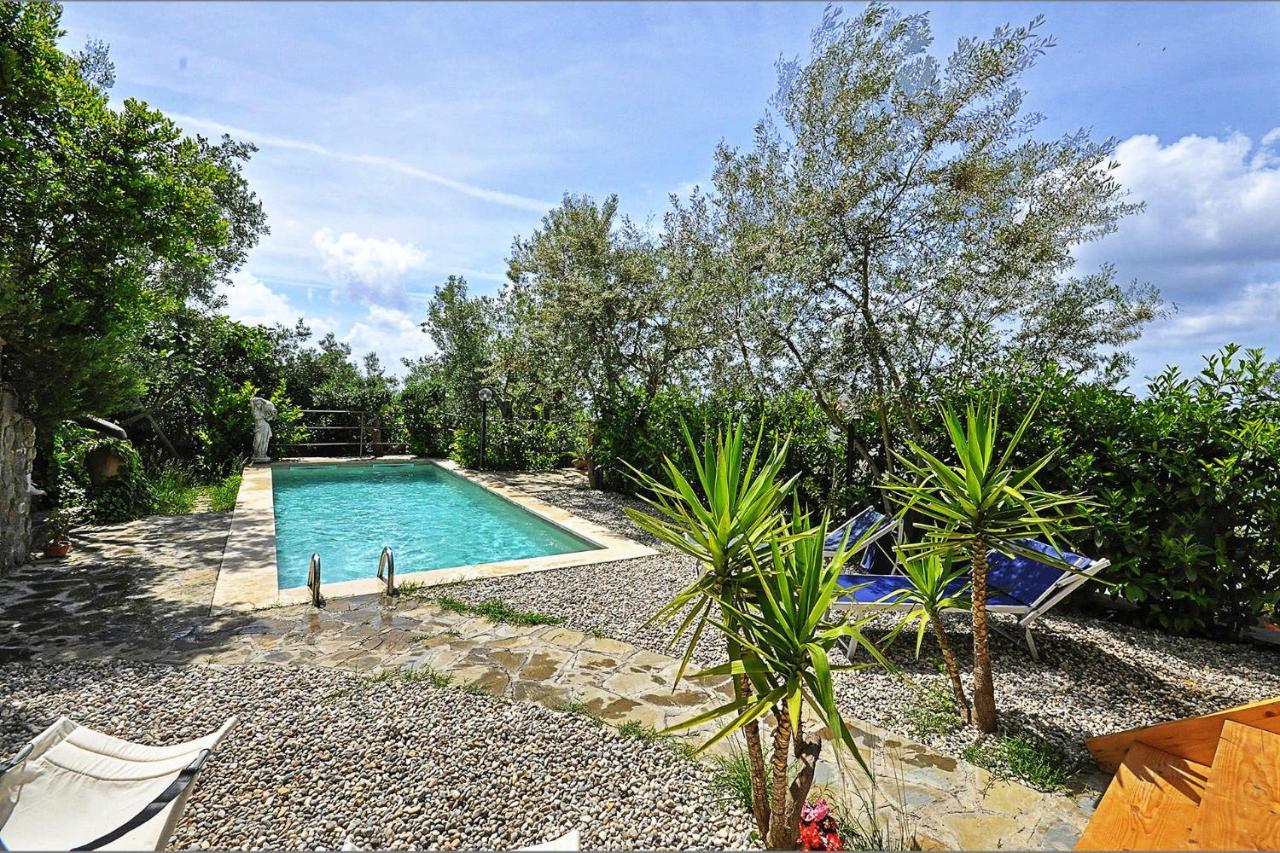 Villa Del Mare Termini Exterior foto
